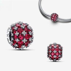 Sparkling Pavé Round Pink Charm